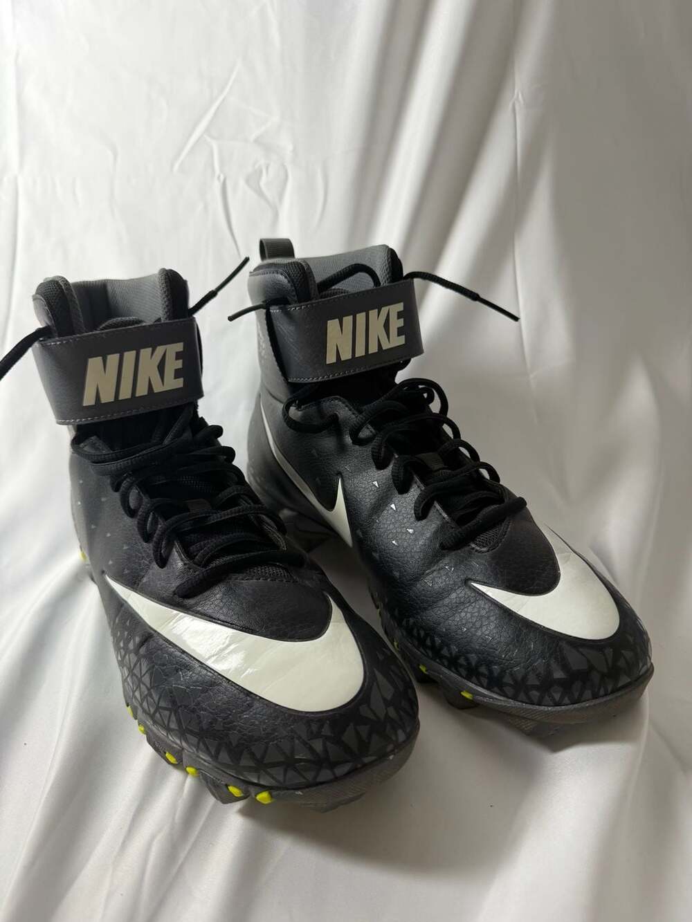 Nike Force Savage Shark Football Cleats Black White High Top Size 11.5